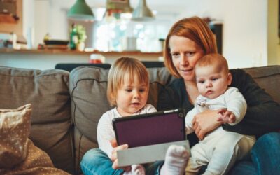 WHAT ARE THE EXAMPLES OF A MOTHER?