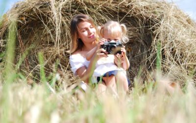 WHAT MAKES A GOOD MOTHER?